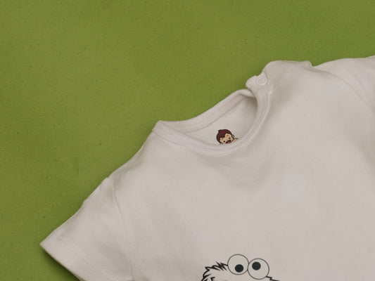 Adorable White Baby Romper – Soft Cotton Infant Jumpsuit with Cute Cartoon Print