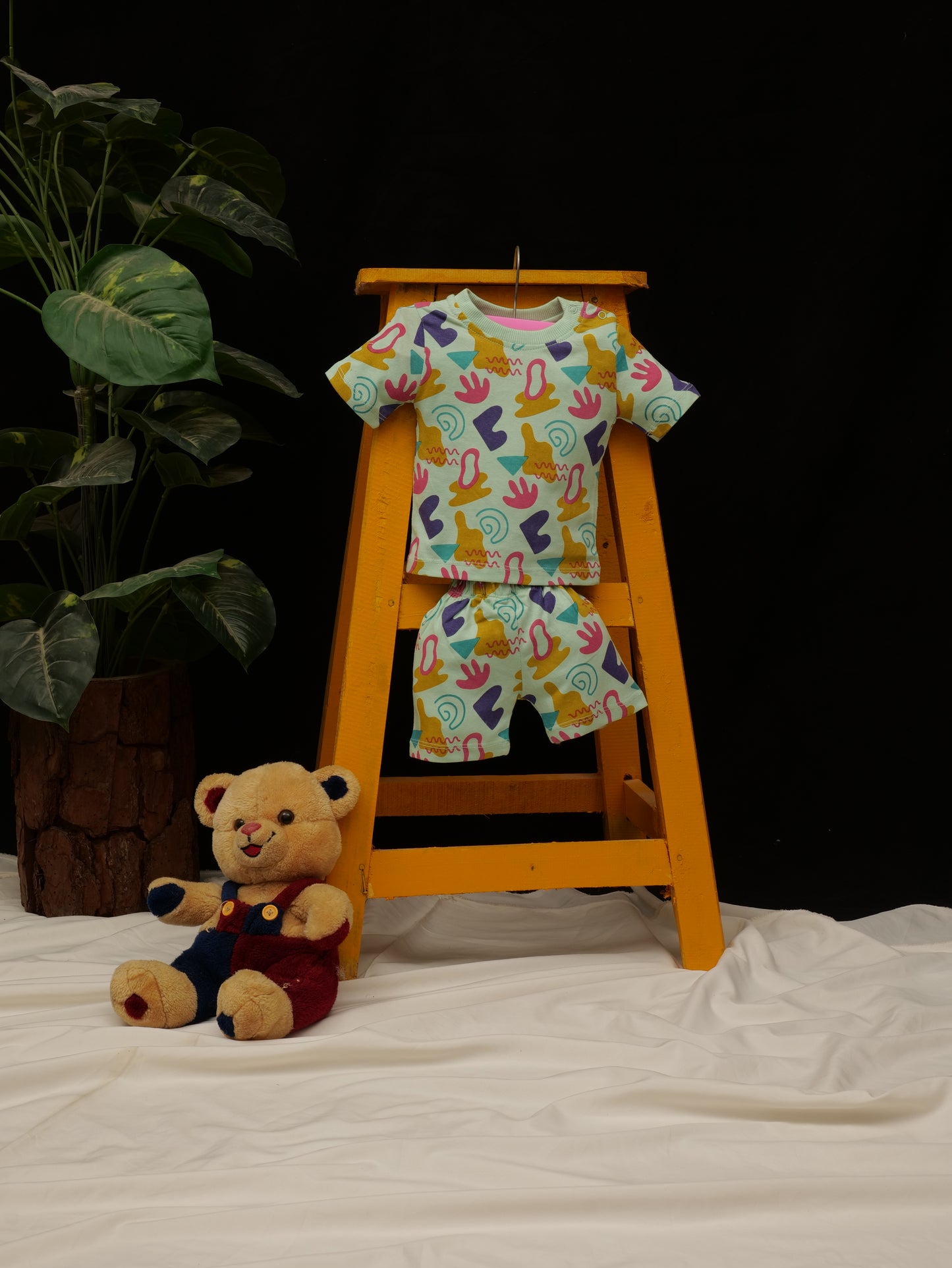 Vibrant Baby 2pcs Set - GREEN (JUNGLE ALL OVER PRINT)